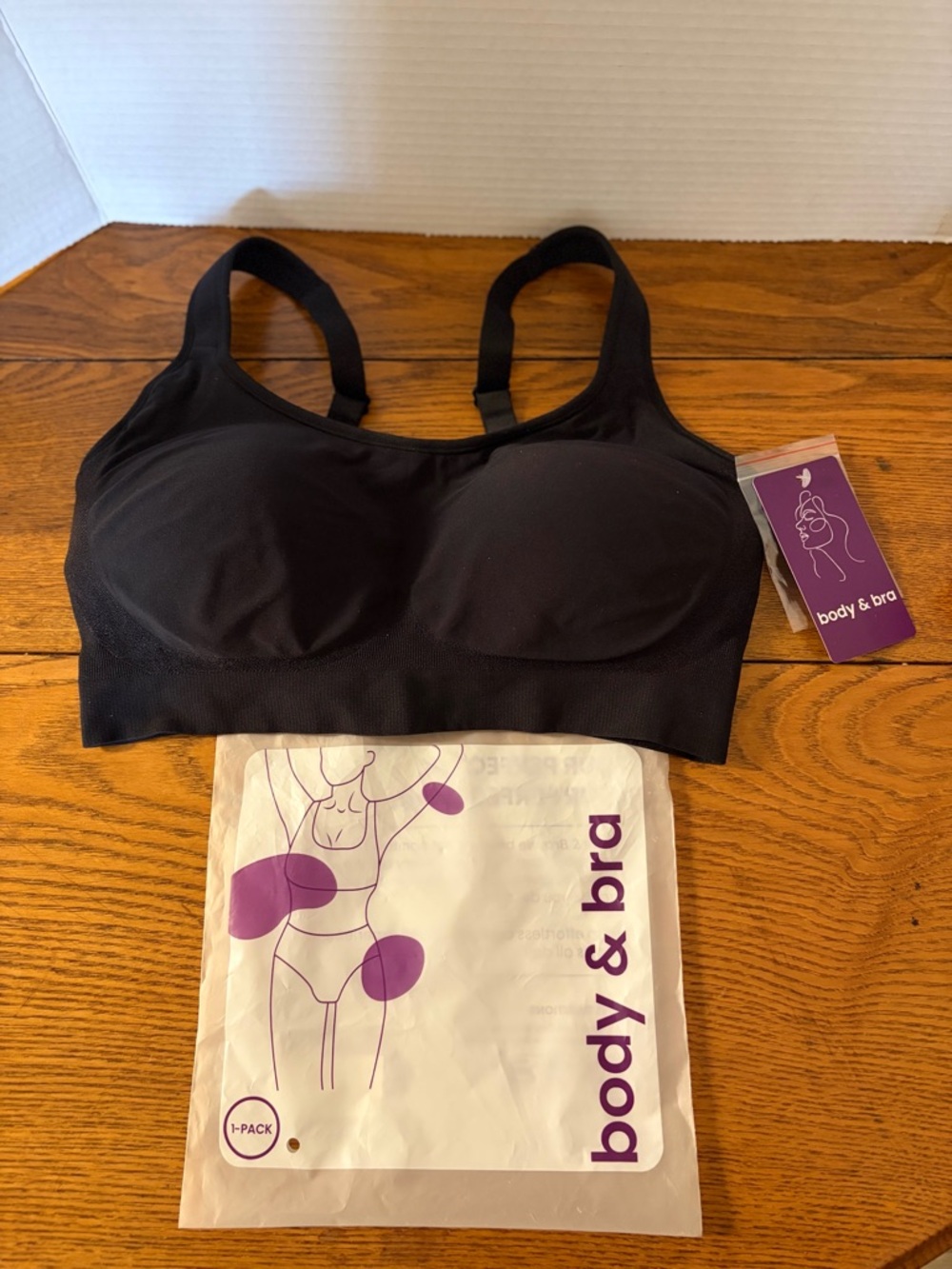 Body and Bra Black Wireless Seamless supportive Comfort Bra. Size L